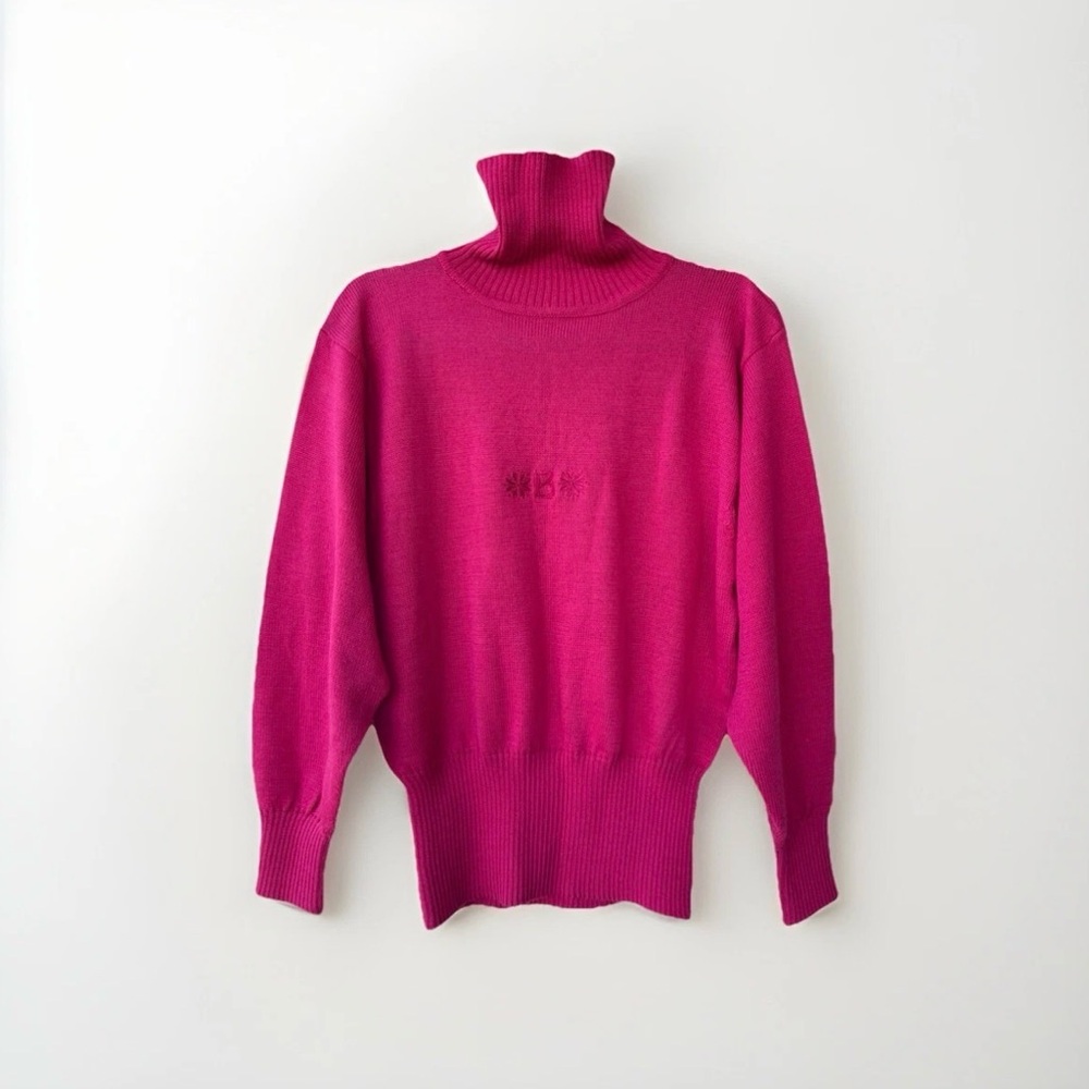 Vintage Bogner Womens Wool Blend Turtleneck Sweater Pink Skiwear L Cinja Logo